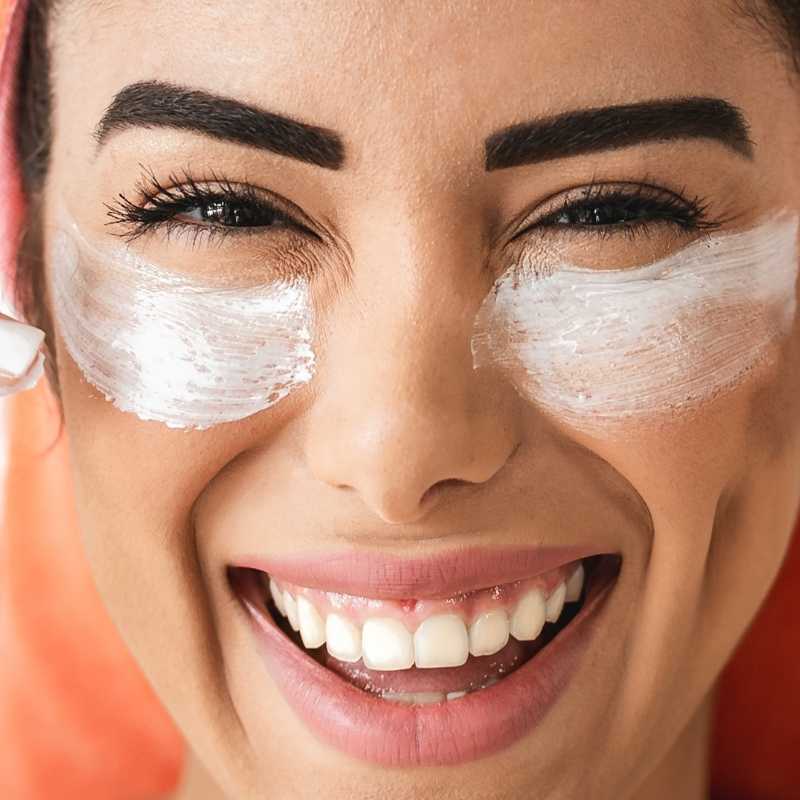 How to Take Care of Your Hair, Skin & Nails During the Summer Heat in the Middle-East ?